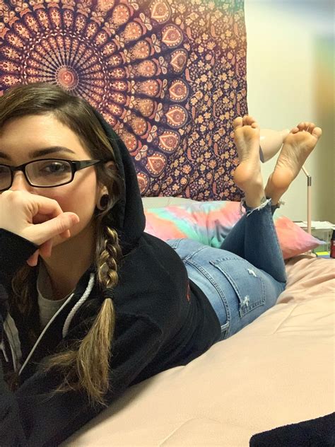 Feet And Ass Porn Videos 